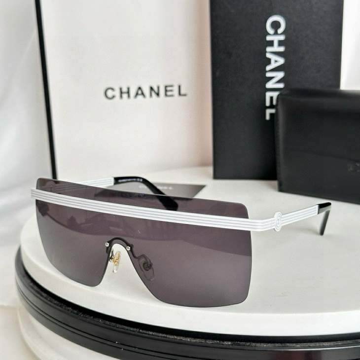 Picture of Chanel Sunglasses _SKUfw77169726fw